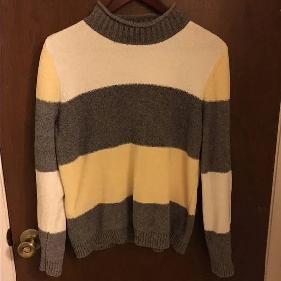 Liz Claiborne Sweaters Vintage Crazy Horse Turtleneck Poshmark